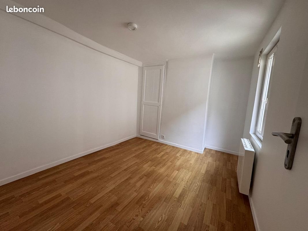 Maison à louer, 39m², Conches-en-Ouche