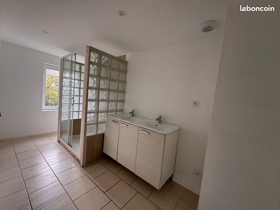 Maison à louer, 39m², Conches-en-Ouche