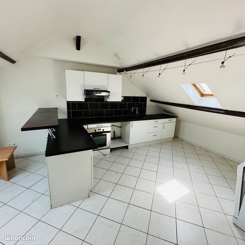Appartement à louer, 30m², Corbeil-Essonnes