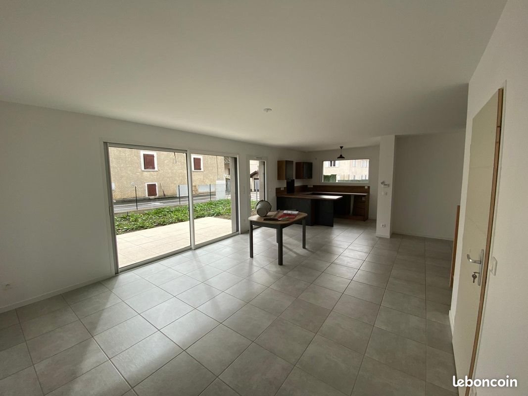 Maison à louer, 97m², Grésy-sur-Aix
