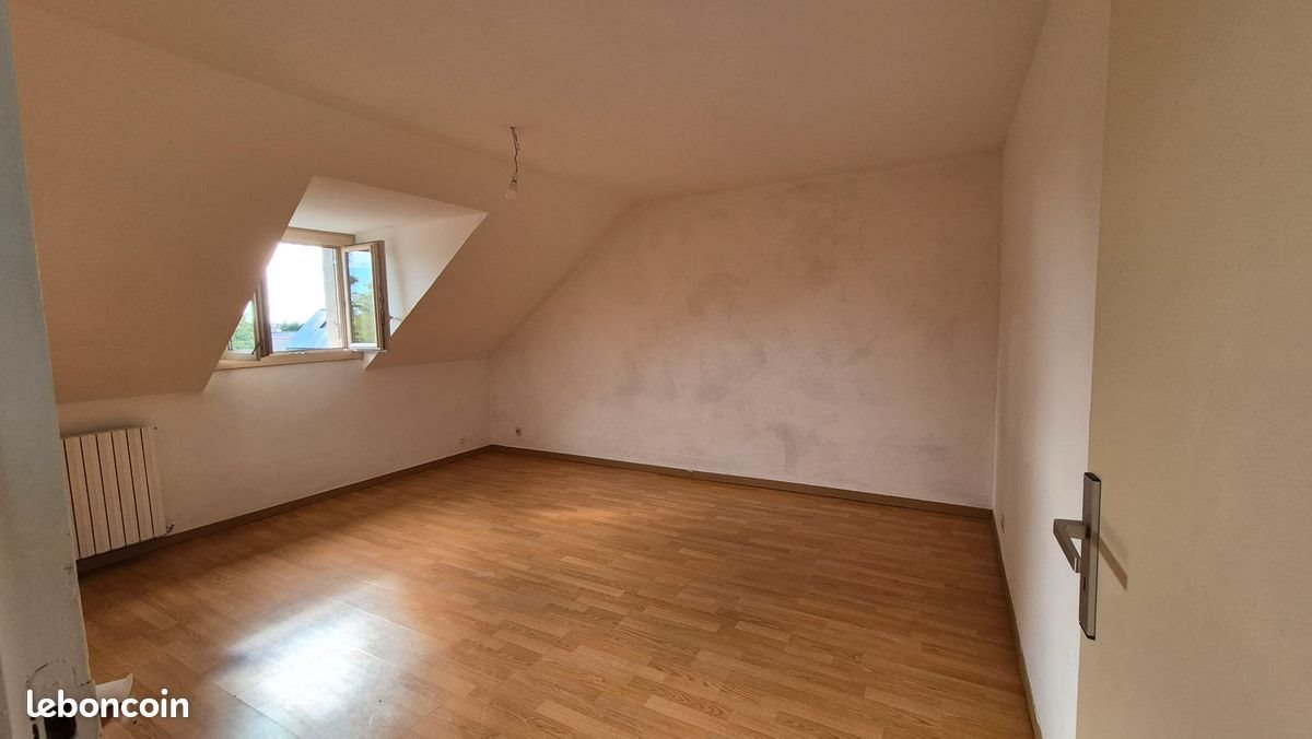 Maison à louer, 150m², Denée