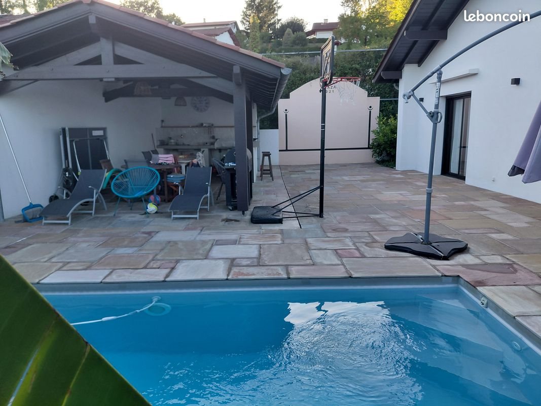 Maison à vendre, 210m², Saint-Pée-sur-Nivelle