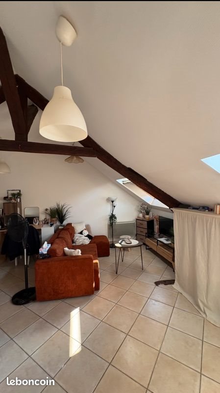 Appartement à louer, 23m², Saint-Etienne-de-Montluc