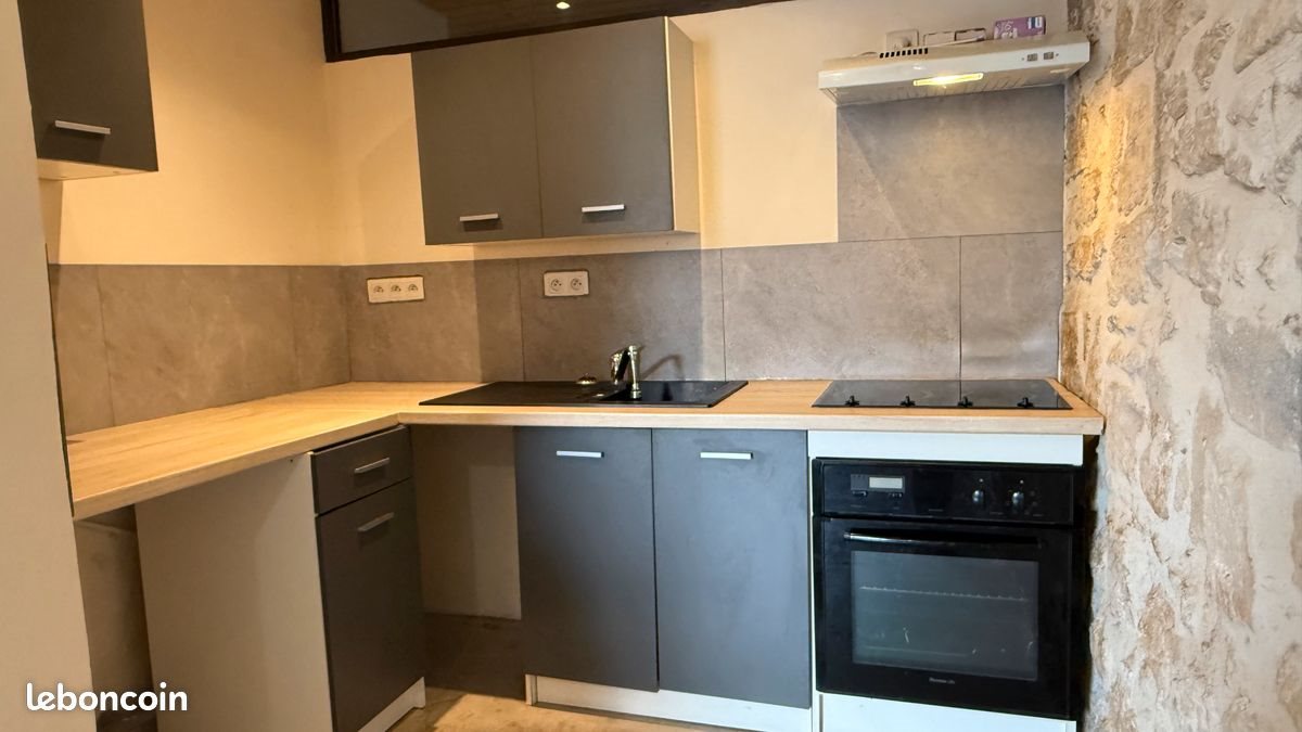 Appartement à louer, 65m², Saint-Gilles