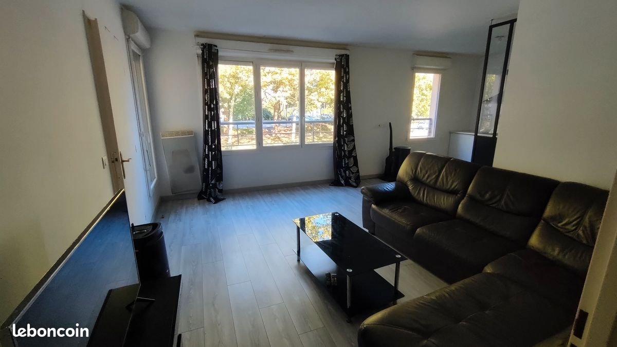 Appartement à louer, 48m², Trappes