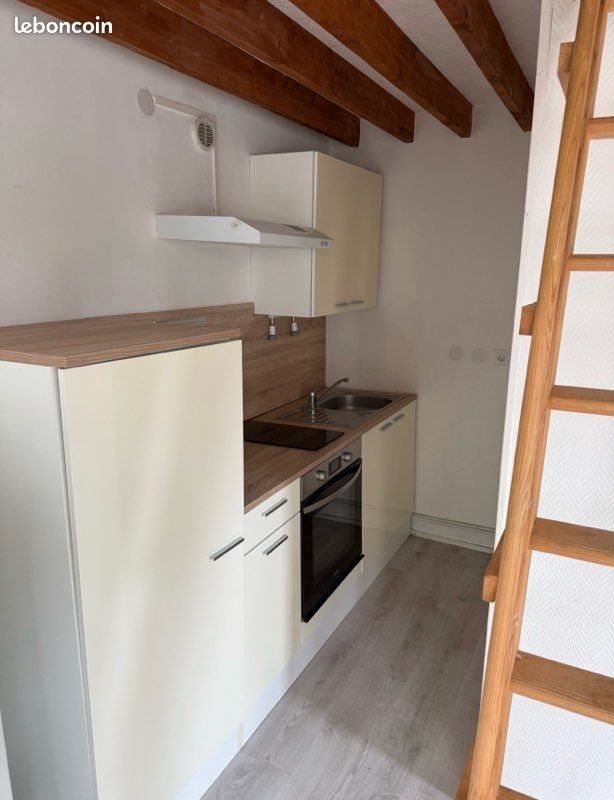 Maison à louer, 22m², Saint-Étienne-l'Allier
