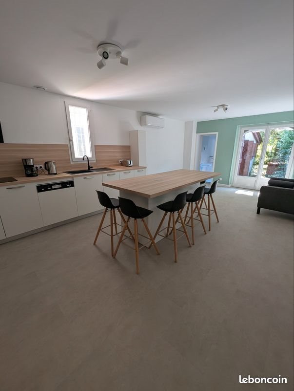 Appartement à louer, 80m², Lévignac