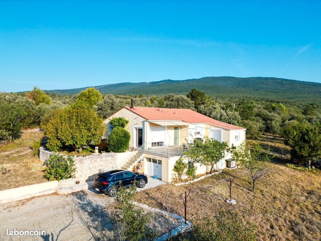Maison à vendre, 170m², Châteauneuf-Val-Saint-Donat
