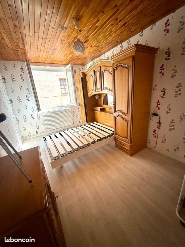 Maison à louer, 62m², Noirétable
