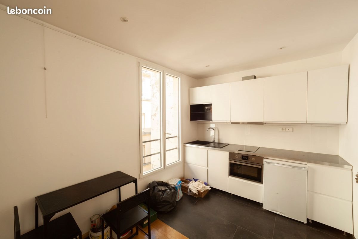 Appartement à louer, 28m², Paris 18ème