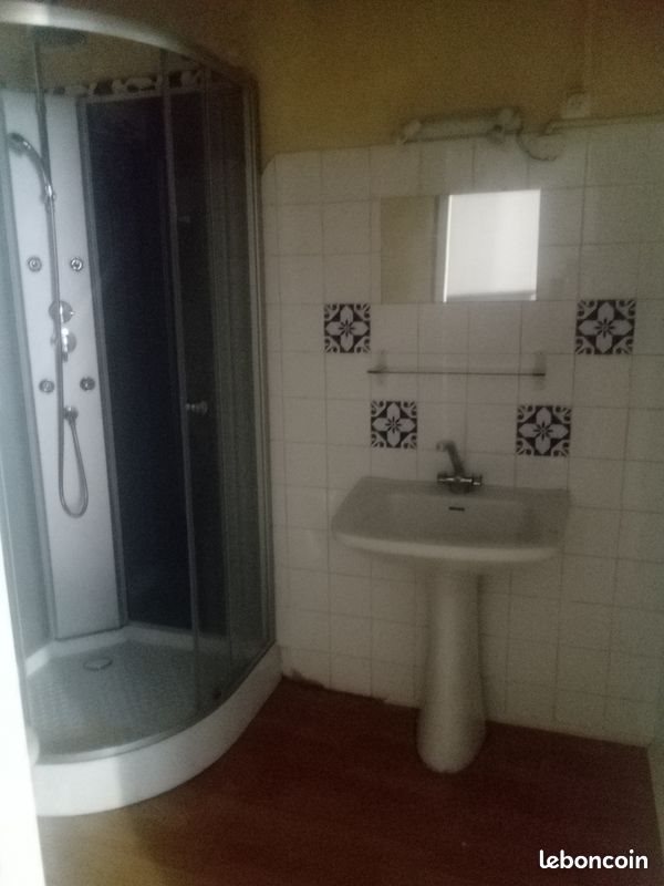 Maison à louer, 95m², Javerlhac-et-la-Chapelle-Saint-Robert