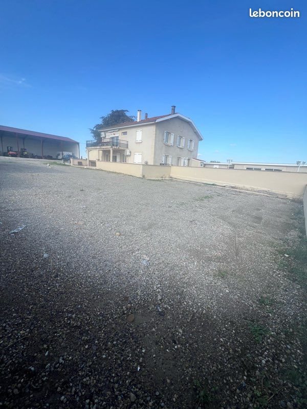 Maison à vendre, 900m², Saint-Georges-d'Espéranche
