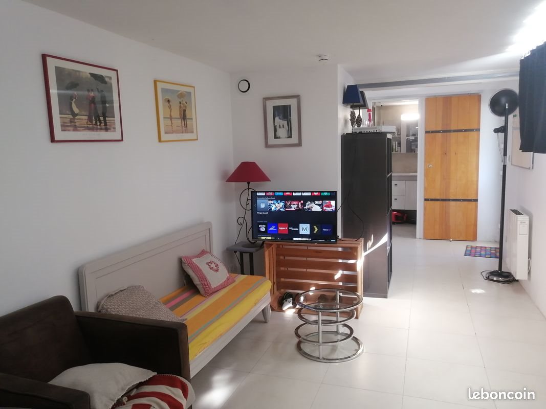 Appartement à louer, 45m², Saintes