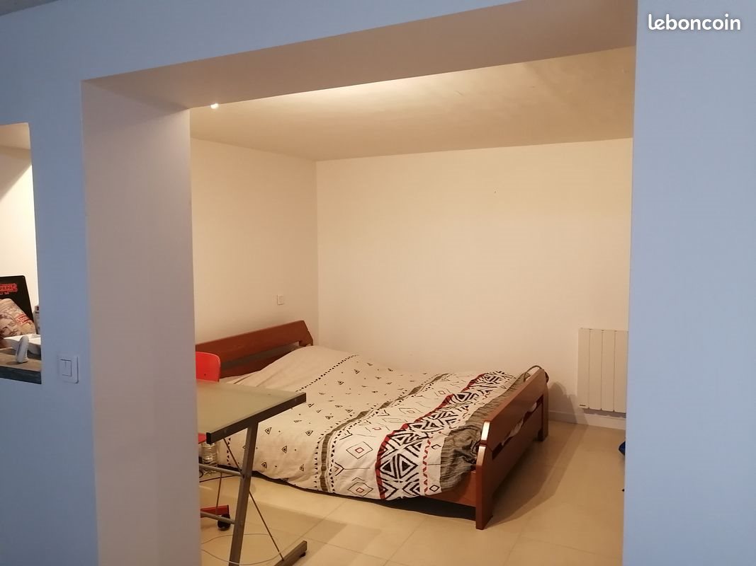 Appartement à louer, 45m², Saintes