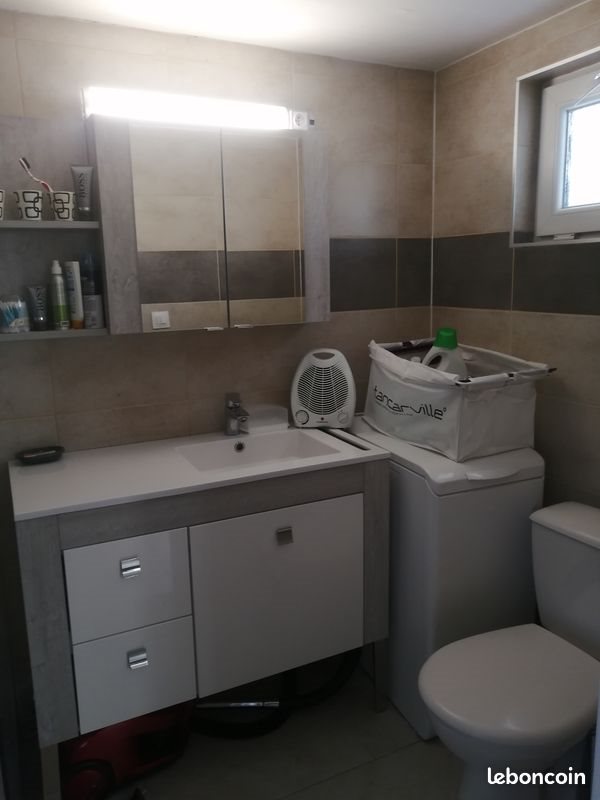 Appartement à louer, 45m², Saintes