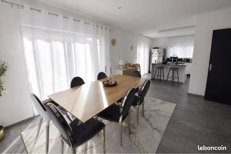 Maison à vendre, 146m², Grand-Charmont