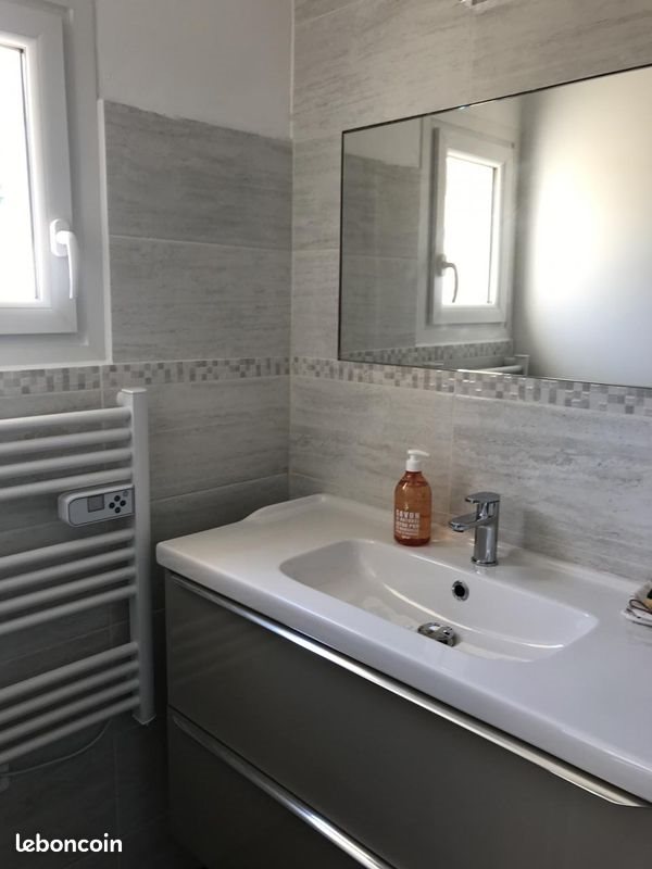 Appartement à louer, 25m², Générac