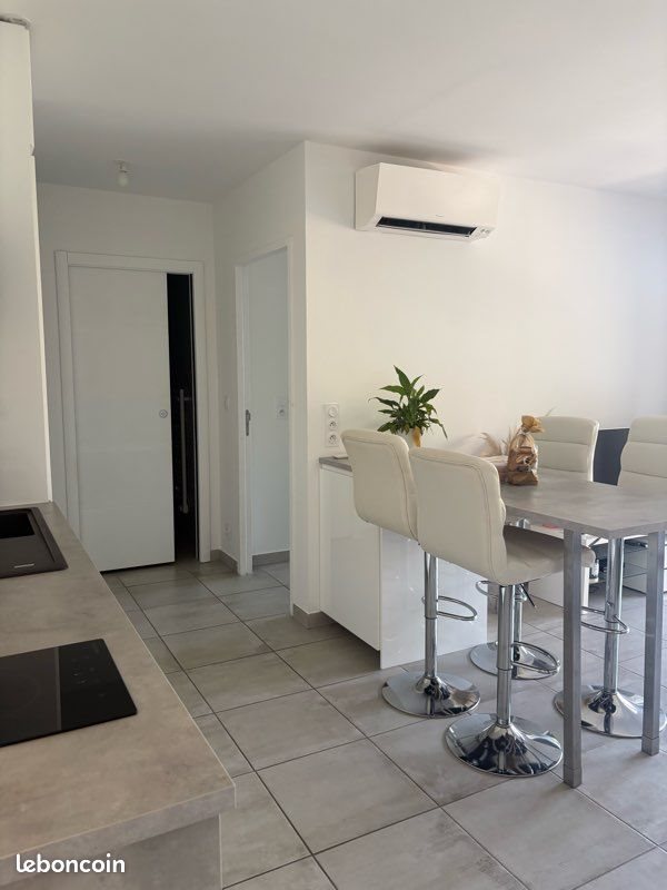 Appartement à louer, 37m², Solaro