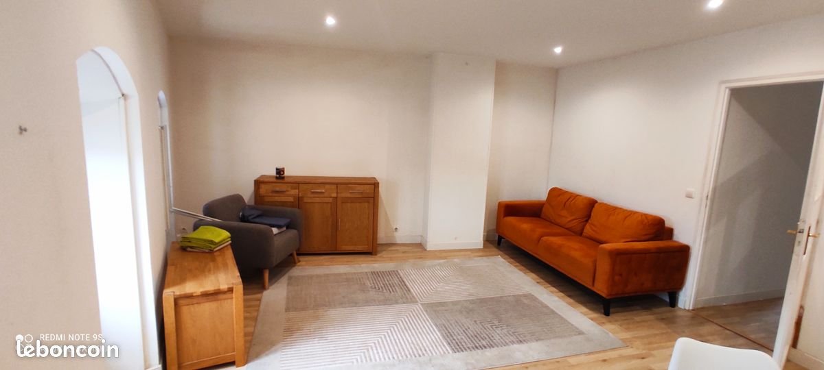 Appartement à louer, 75m², Étauliers