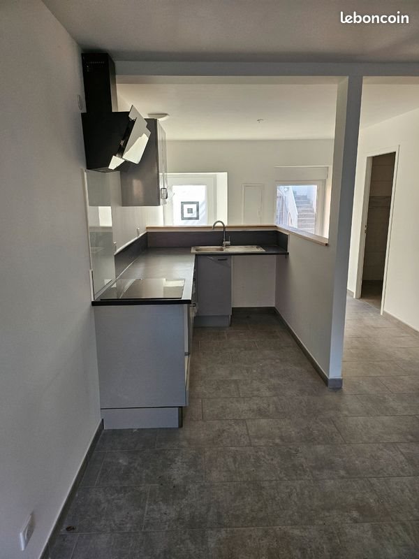 Appartement à louer, 70m², Pont-de-Roide