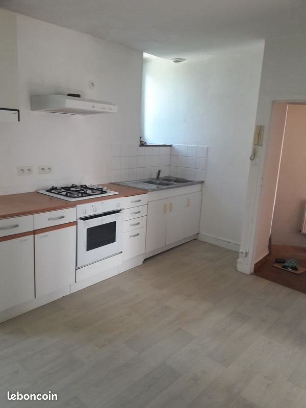 Appartement à louer, 92m², Mayenne
