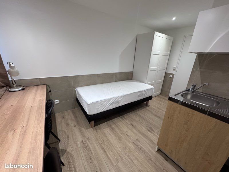 Appartement à louer, 13m², Nîmes
