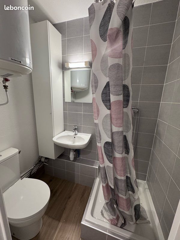 Appartement à louer, 13m², Nîmes