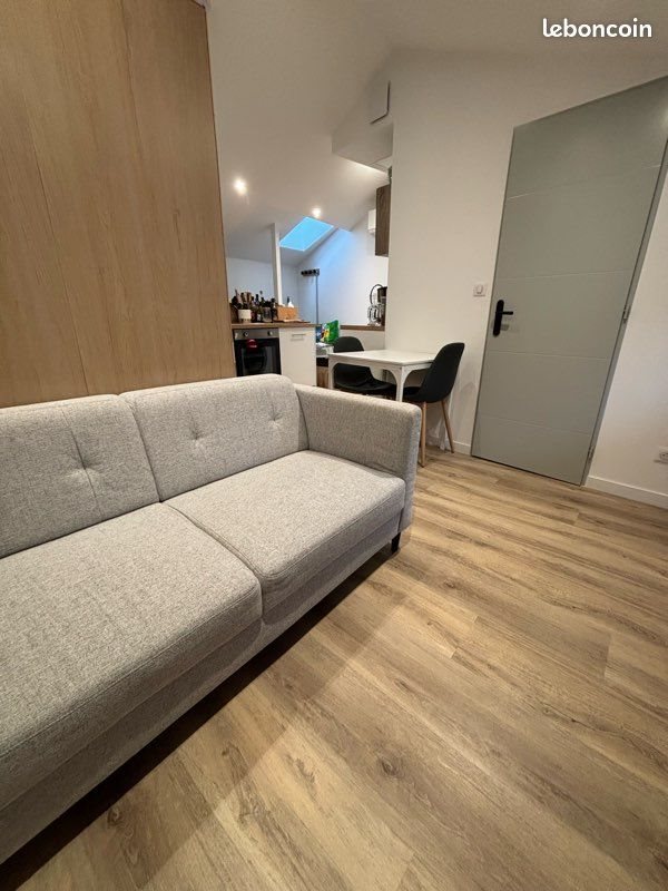Appartement à louer, 22m², Belleville