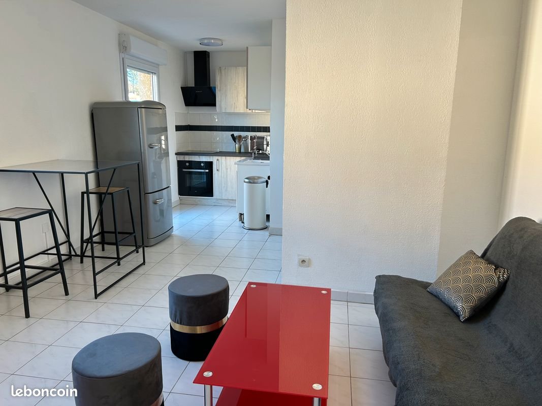 Appartement à louer, 33m², Alès