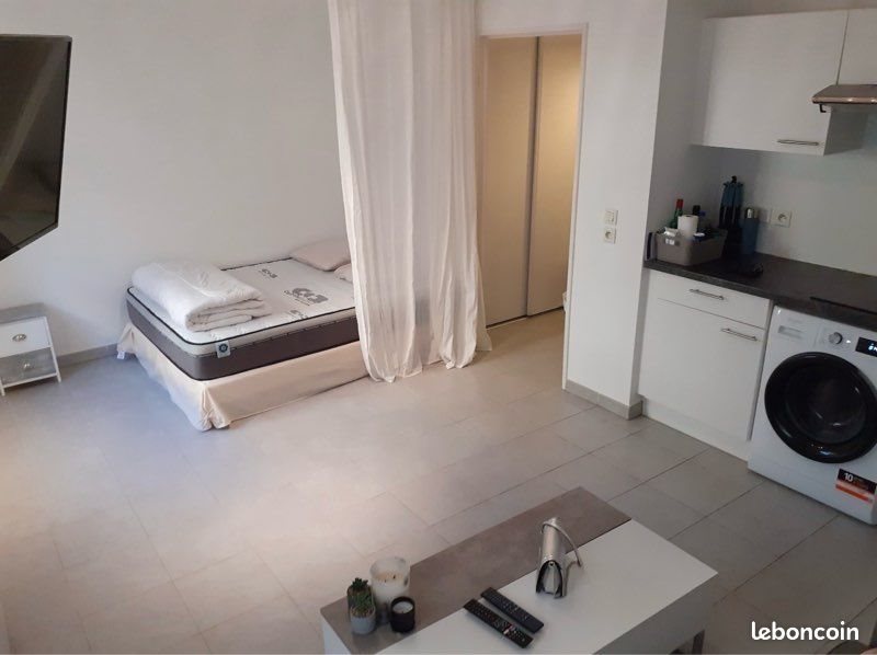 Appartement à louer, 28m², Antibes