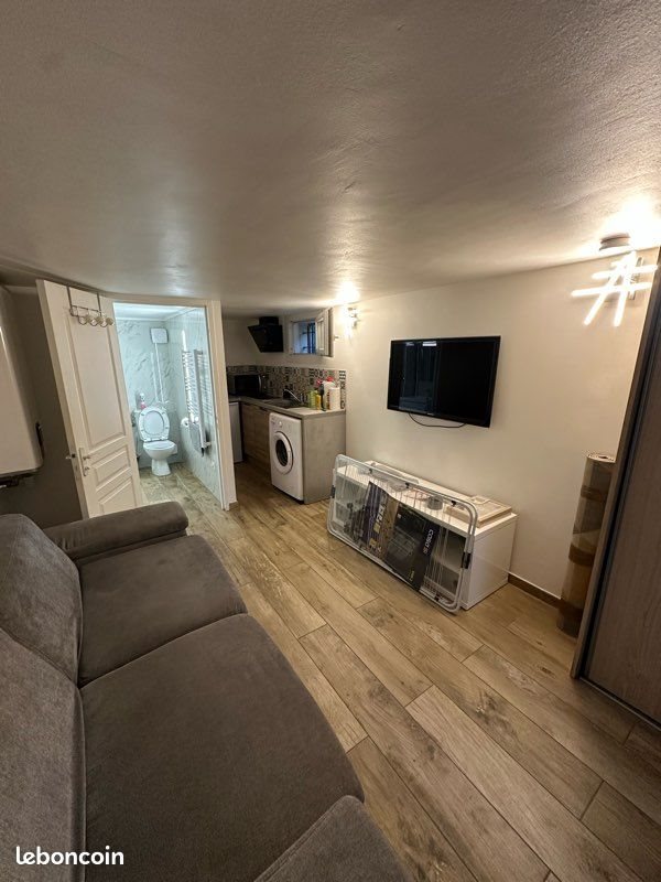 Appartement à louer, 17m², Vallauris
