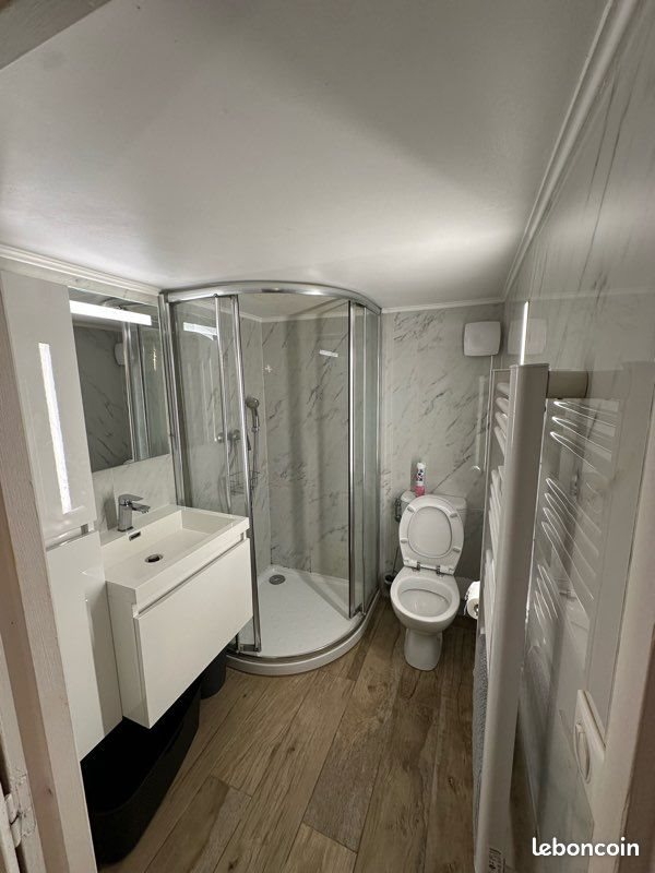 Appartement à louer, 17m², Vallauris