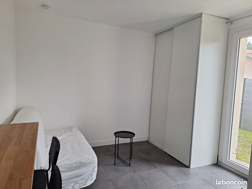 Appartement à louer, 15m², Pessac