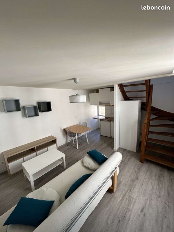 Appartement à louer, 42m², Figeac
