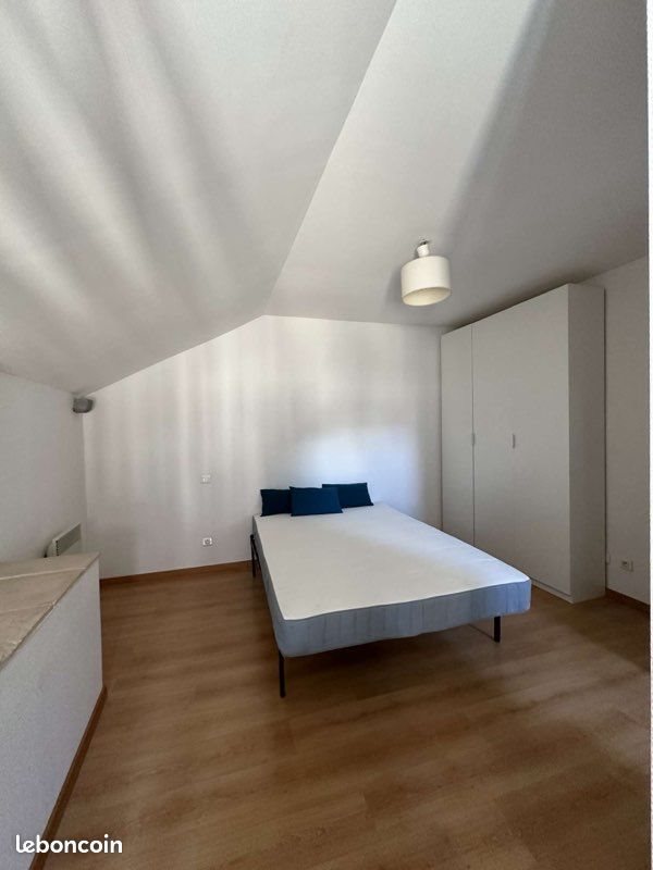 Appartement à louer, 42m², Figeac