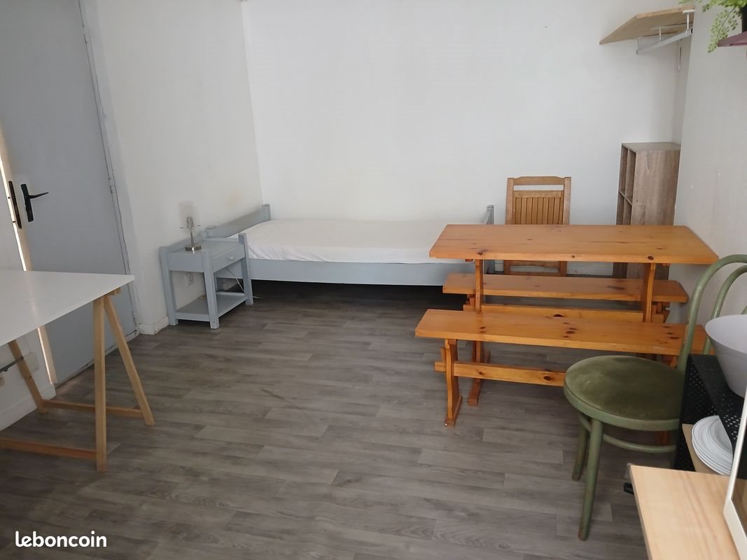 Appartement à louer, 18m², Angoulême