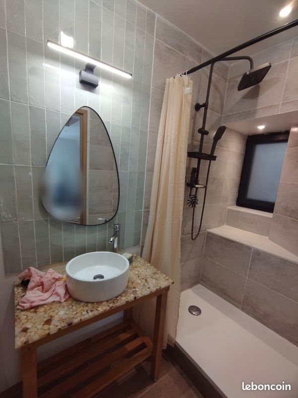 Maison à louer, 61m², Saint-Romain-de-Lerps