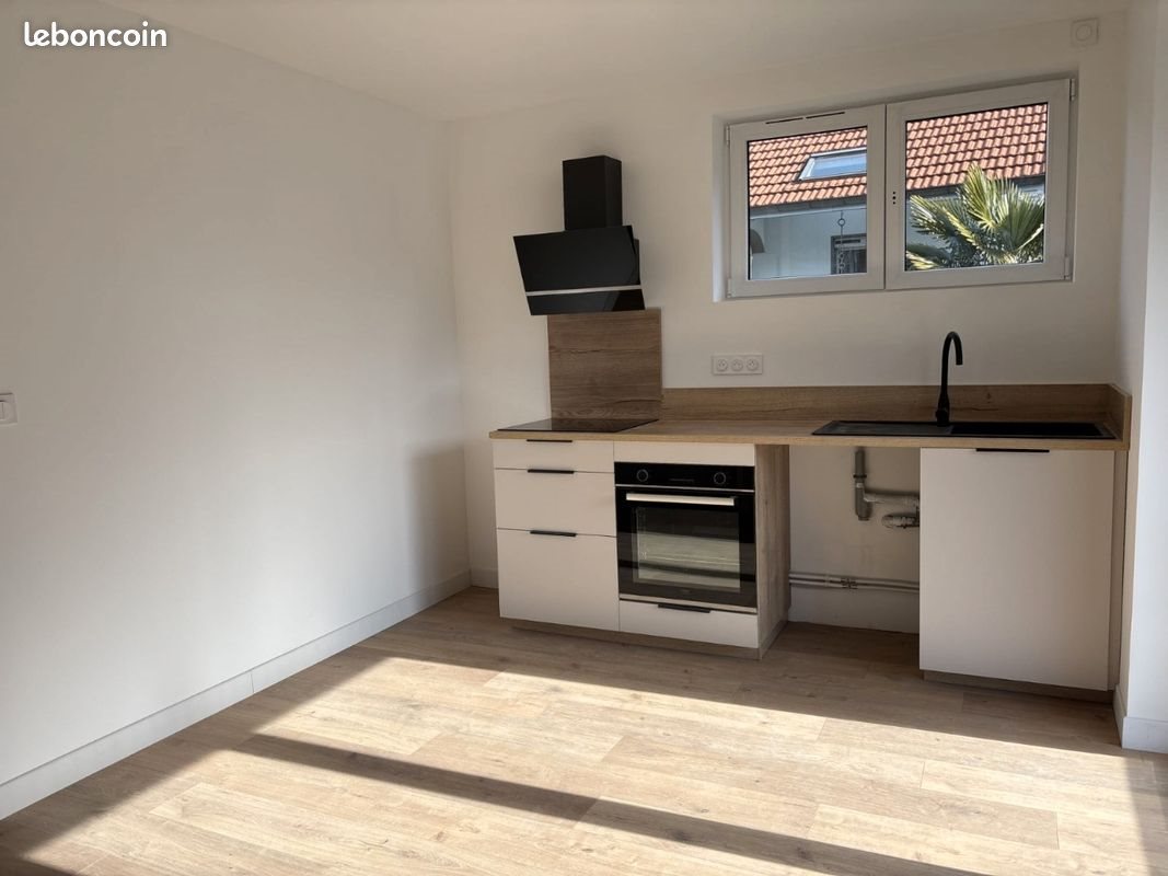 Appartement à louer, 35m², Saint-Avre