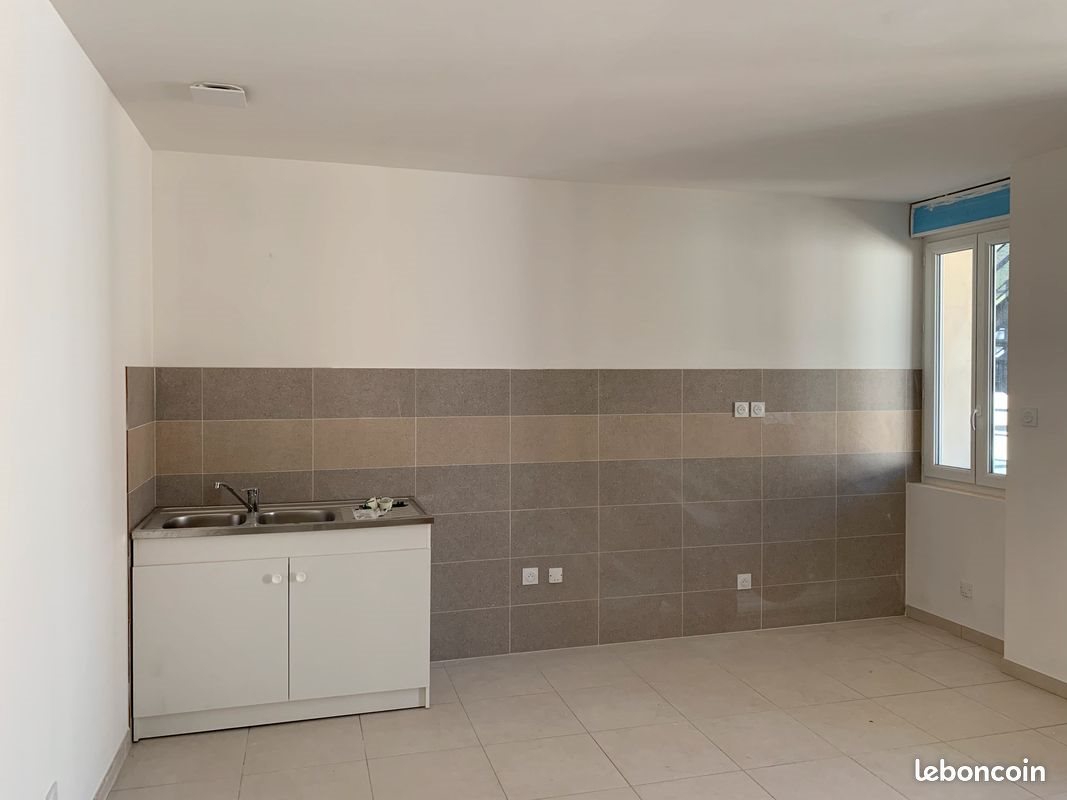 Appartement à louer, 45m², La Grand-Combe