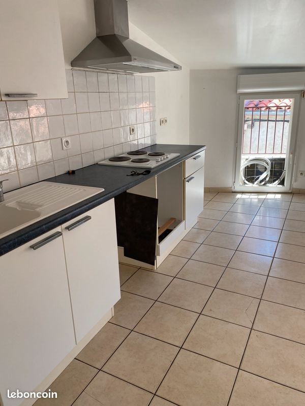 Appartement à louer, 42m², Millas