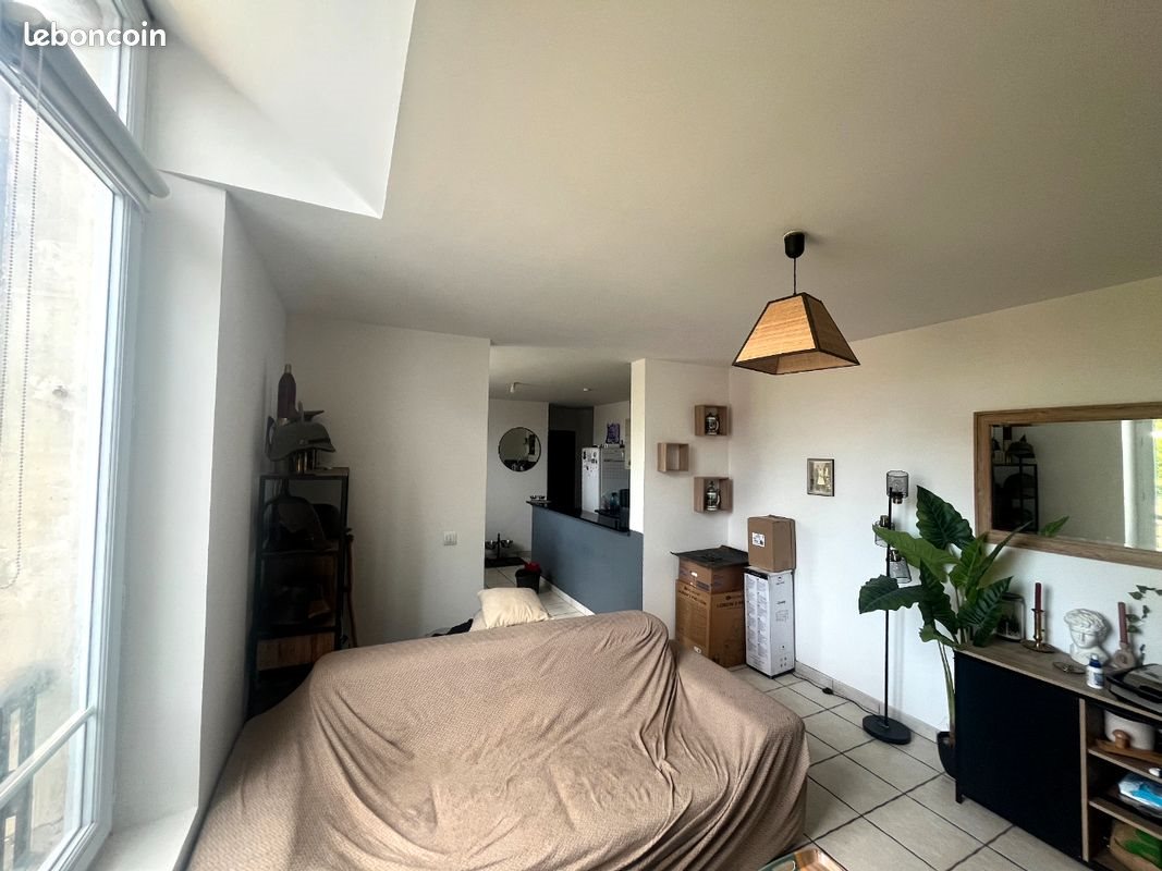 Appartement à louer, 62m², Noyon