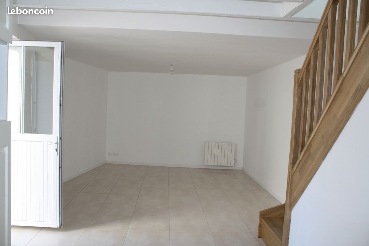 Maison à louer, 80m², Saint-Denis-la-Chevasse