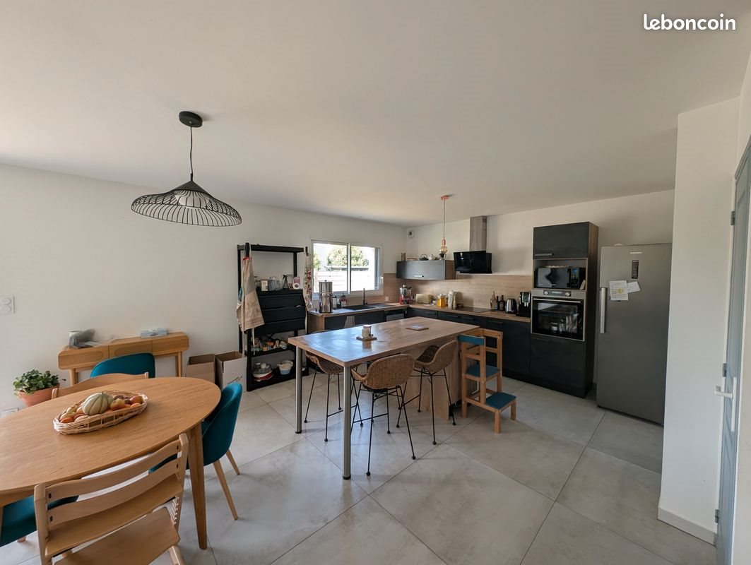 Maison à louer, 120m², Séné
