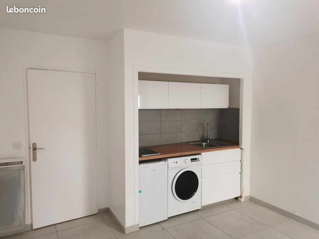 Appartement à louer, 21m², Pertuis