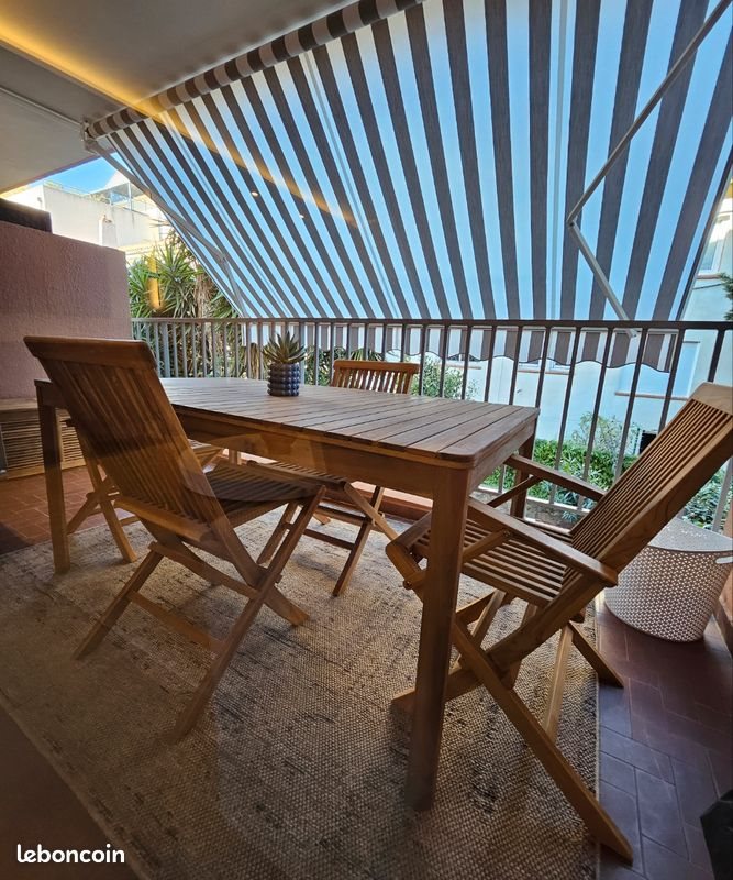 Appartement à louer, 25m², Saint-Raphaël