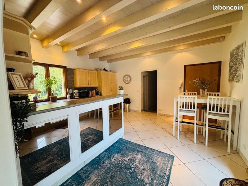 Appartement à louer, 90m², Péron