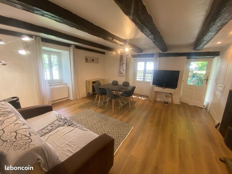 Maison à louer, 70m², Trébas