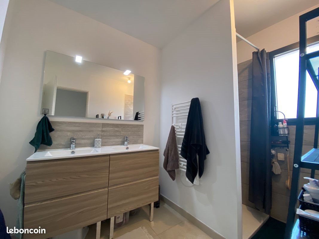 Maison à louer, 87m², Courthézon
