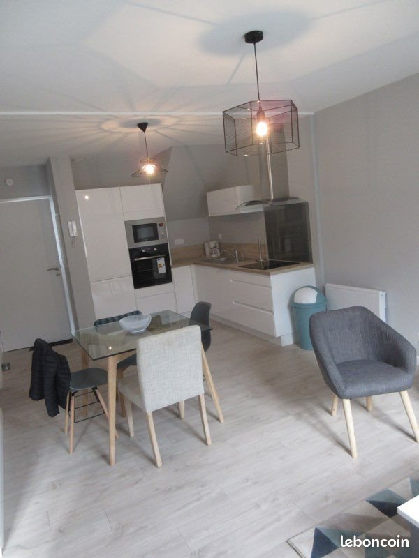 Appartement à louer, 46m², Saint-Jean-Brévelay