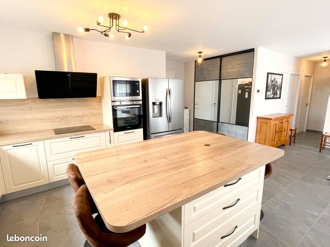 Maison à vendre, 175m², Ménesplet